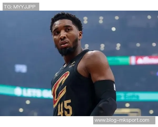 多诺万米切尔的篮球传奇之路与未来发展展望