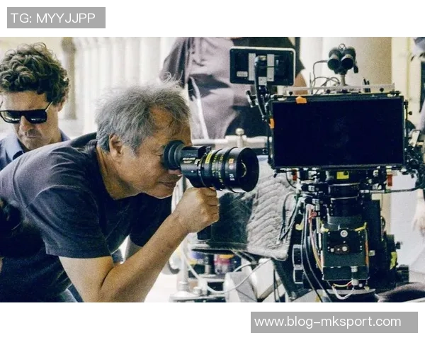 李安：从东方导演到全球影坛的文化桥梁与艺术探索者